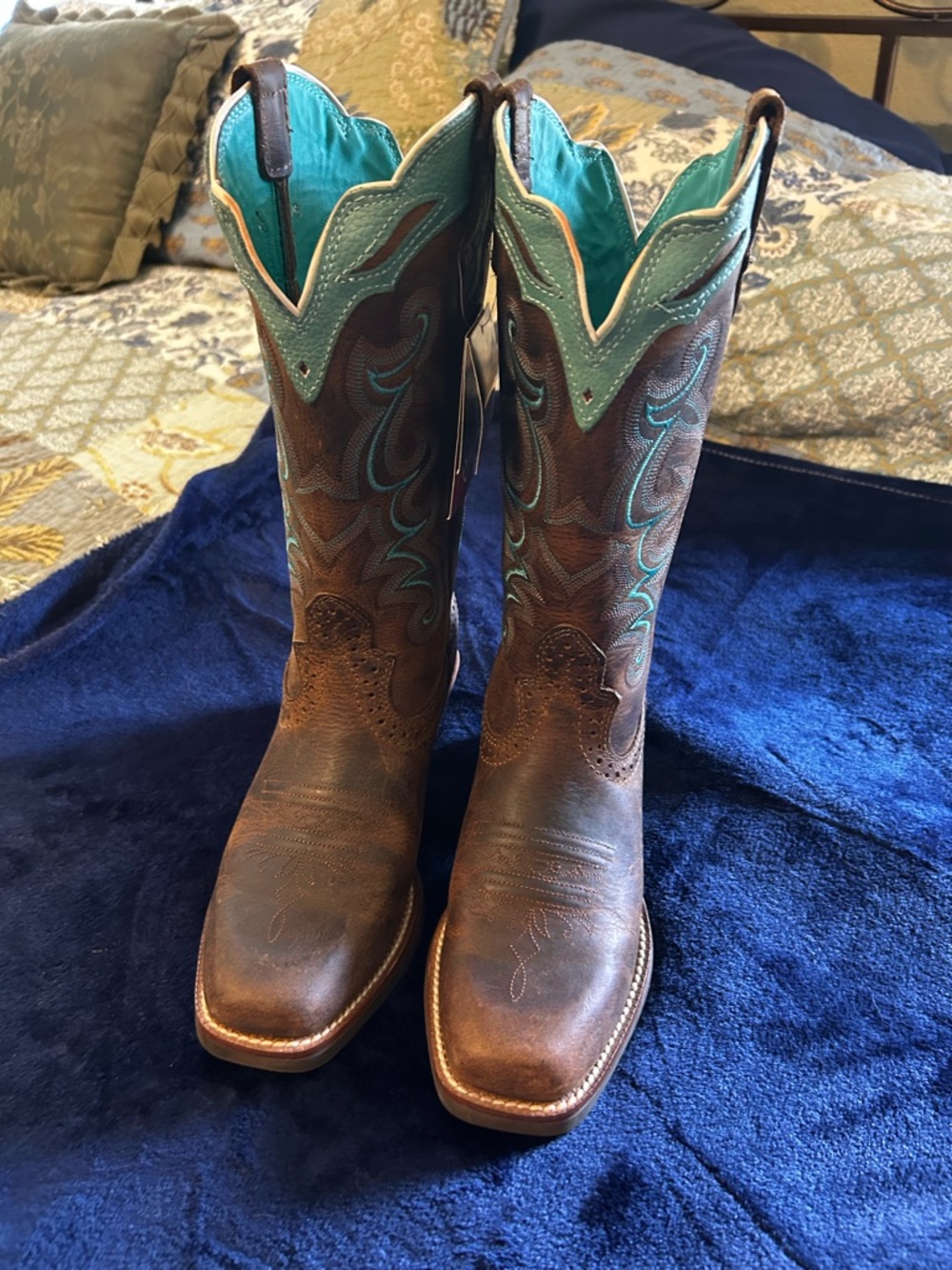 Justin Boots Brown Leather Cowboy Boots with Turquoise Top Trim - Picture 10 of 12